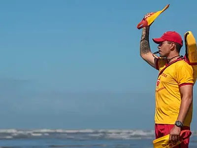 Praia Grande/SP terá reforço de guarda-vidas temporários durante o verão