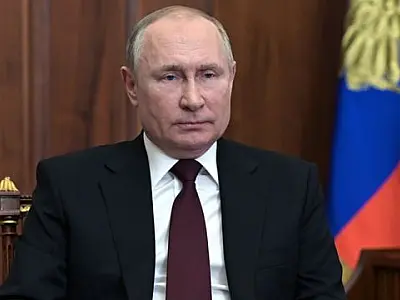 Putin diz ter tomado Mariupol, mas forças ucranianas resistem em usina