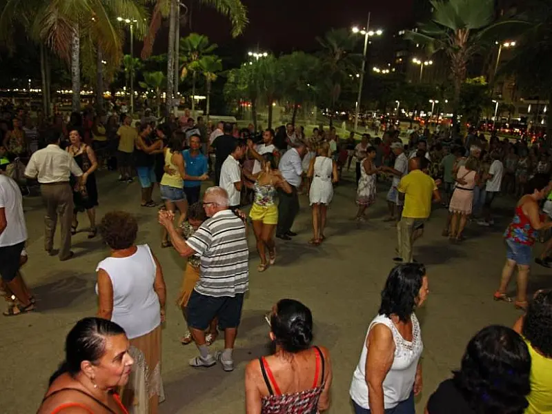Baile na Praia retorna na Fonte do Sapo em Santos