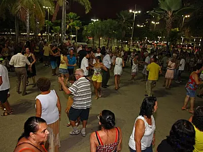Baile na Praia retorna na Fonte do Sapo em Santos