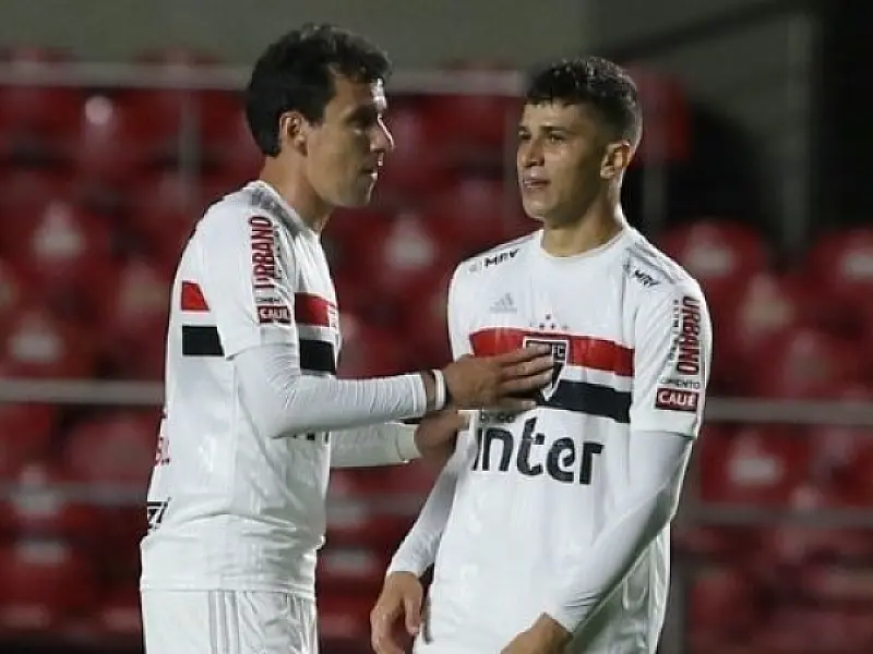 São Paulo tenta negociar Pablo e Vitor Bueno