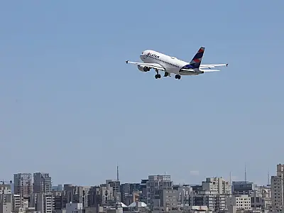 Petrobras reduz preço do querosene de aviação em 14,2%