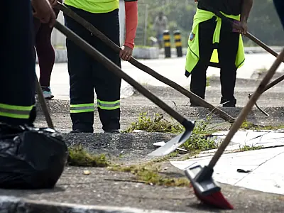 Mutirão de limpeza retira mais de 508 toneladas de entulhos nos  bairros Melvi e Imperador