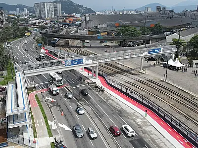 Aberta nova passarela de acesso ao terminal de cruzeiros de Santos
