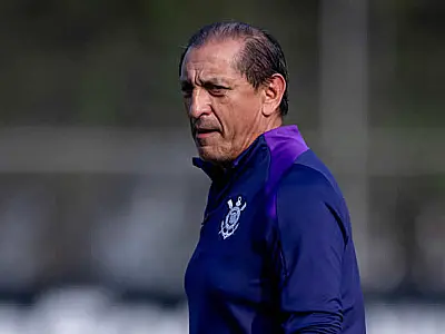 Campeão Paulista, Corinthians vai à Salvador para estreia no Brasileirão