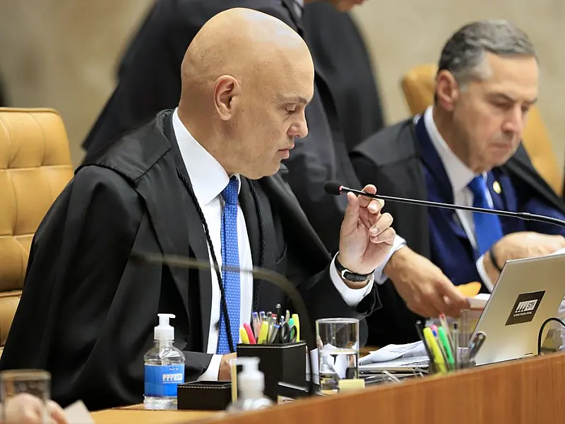 Após intervalo, STF retoma sessão para julgar réu pelo 8 de janeiro