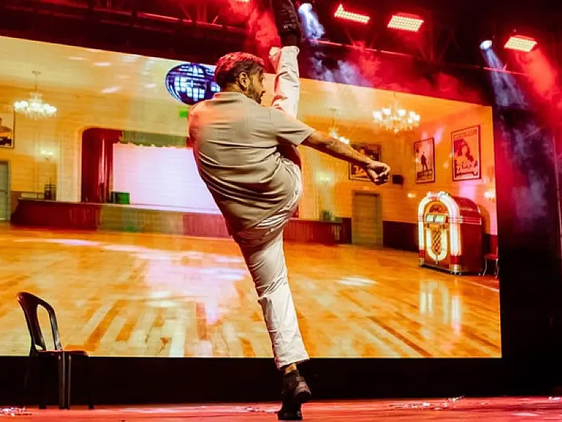 Coreógrafo Wellington Leandro comanda vivência em dança em Bertioga