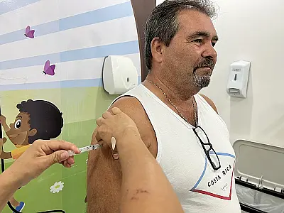 Guarujá amplia vacinação para todos os públicos