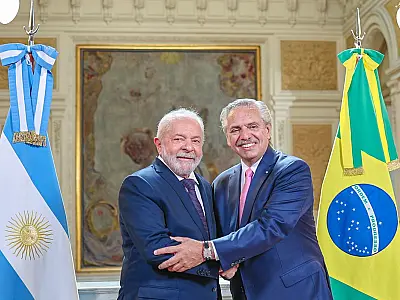 Brasil e Argentina estudam criar moeda única para trocas comerciais