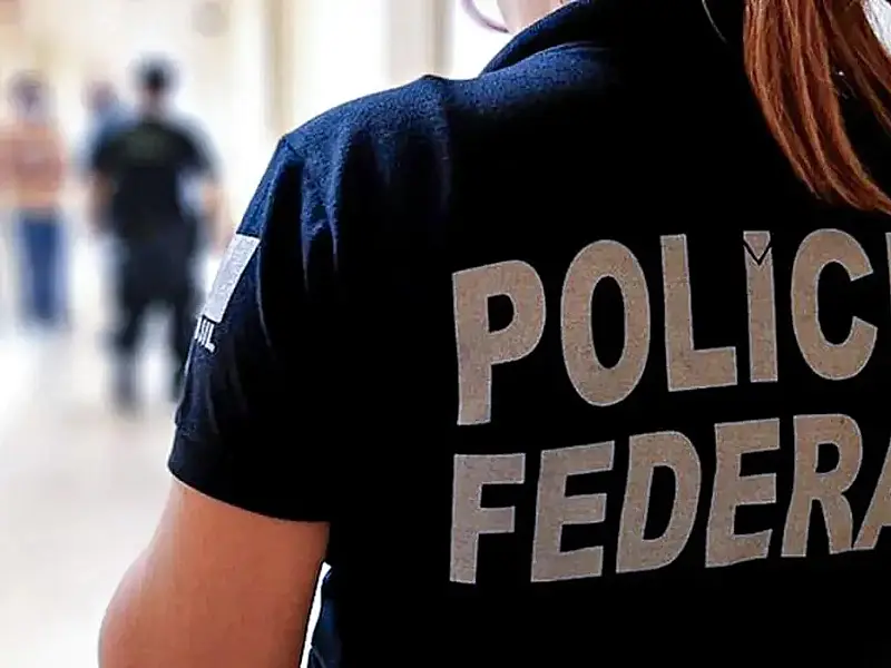 PF apreende celulares para coibir violência infantojuvenil na internet