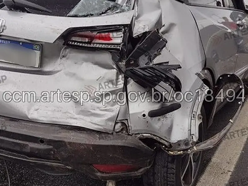 Engavetamento com carreta causa congestionamento na Rodovia Cônego Domênico Rangoni