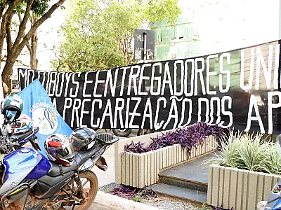 Entregadores por aplicativo rejeitam proposta de empresas
