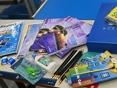 Guarujá distribui mais de 36 mil kits escolares a estudantes e professores