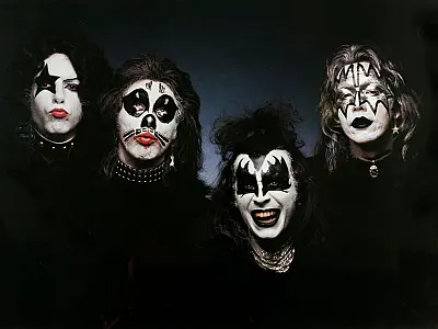 Cartas de integrantes da banda Kiss podem chegar a R$ 751 mil em leilão online