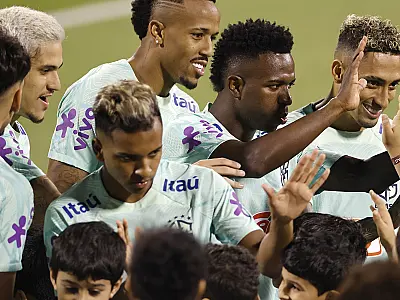Com legião inglesa, Tite começa a definir o time titular para a estreia da Copa