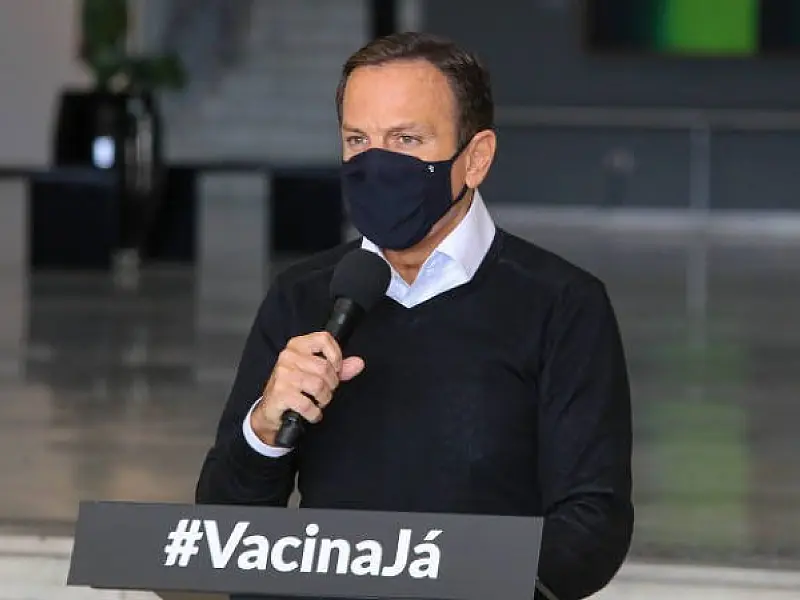 Em meio a surto de Covid, Doria não anuncia restrições e pede que prefeituras limitem eventos