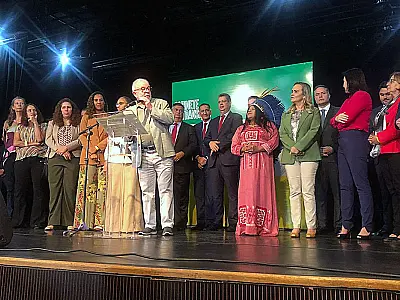 Presidente eleito anuncia últimos 16 ministros do novo governo