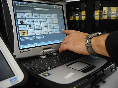 Plataformas digitais têm condições de trabalho injustas, diz estudo