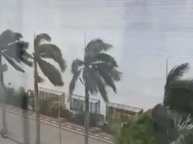 Ventos fortes chegam a 91 km/h na Baixada Santista