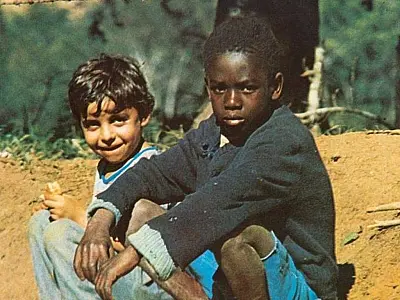 Milton e Lô Borges ganham ação movida por meninos da capa de 'Clube da Esquina"