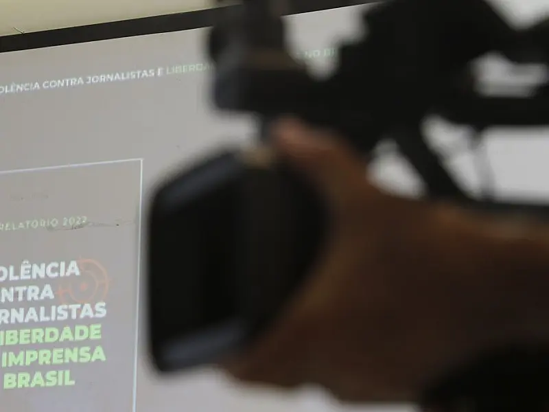Liberdade de imprensa deve ser garantia da sociedade, dizem entidades