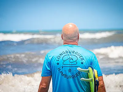 Segunda etapa do Circuito Surf Bate e Volta movimenta a Praia da Enseada