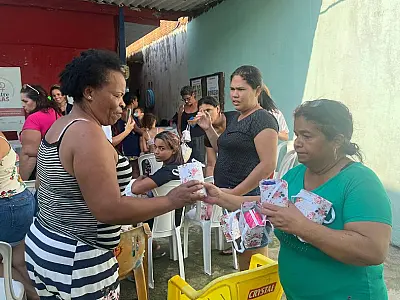 'Fundo Social Mais Perto de Você' leva solidariedade a moradores do Rio Branco