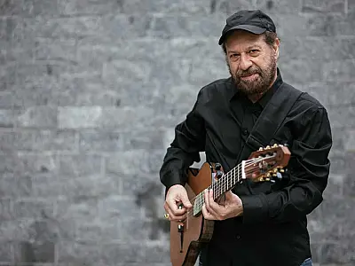 João Bosco faz show em Santos, no festival O Som das Palafitas