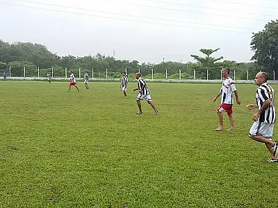 Abertura do Campeonato de Várzea Pé no Chão acontece neste sábado (18) em Guarujá