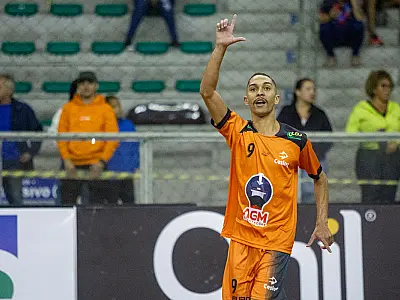 Santos Brasil e Ceslog garantem classificação para as semifinais da Copa Porto de Futsal
