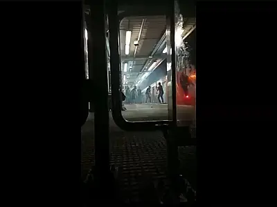 Torcedores de Corinthians e São Paulo entram em confronto em estação de trem
