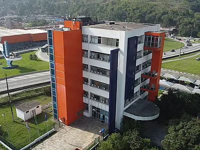 Servidores municipais de Guarujá terão reajuste salarial de 8%