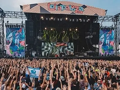 TSE acata pedido do PL e veda manifestação política no Lollapalooza