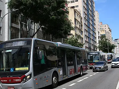 São Paulo: idosos usam Bilhete Único para acesso gratuito a ônibus