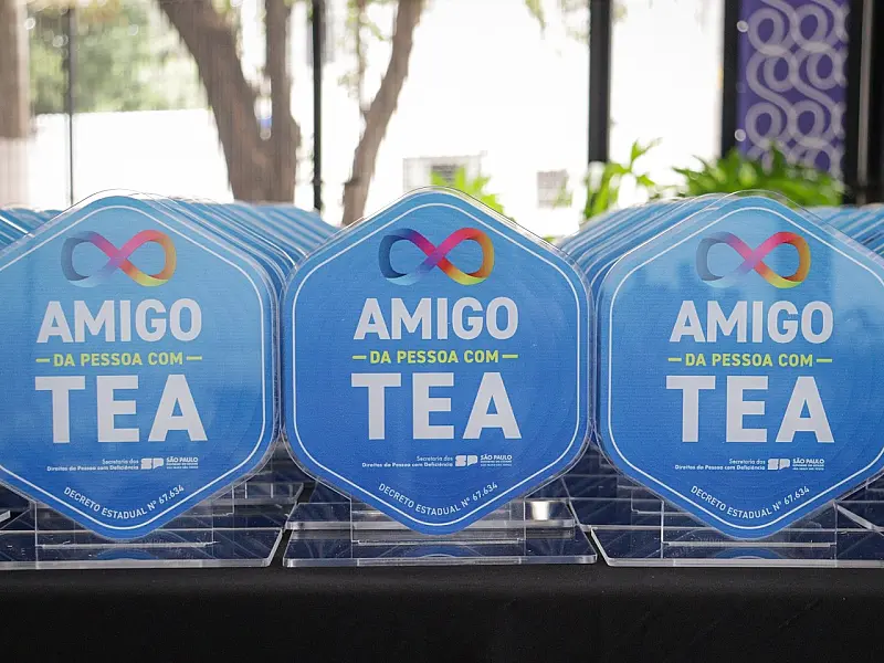 Governo de SP abre inscrições para a 2ª edição do Selo Amigo da Pessoa com TEA