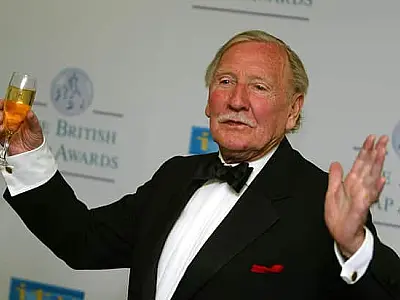 Leslie Phillips, astro de 'Harry Potter', morre aos 98 anos