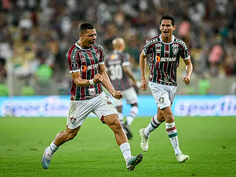 Fluminense joga bem e derrota o Olímpia por 2 a 0 no Maracanã