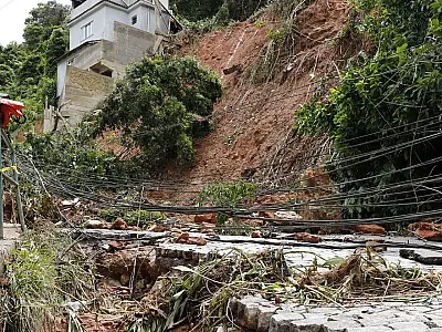 Polícia apreende suspeito de golpes em doações para Petrópolis