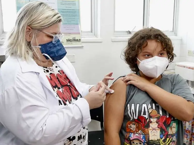 Médica pediatra fala sobre a importância de vacinar as crianças entre 5 e 11 anos contra a Covid-19