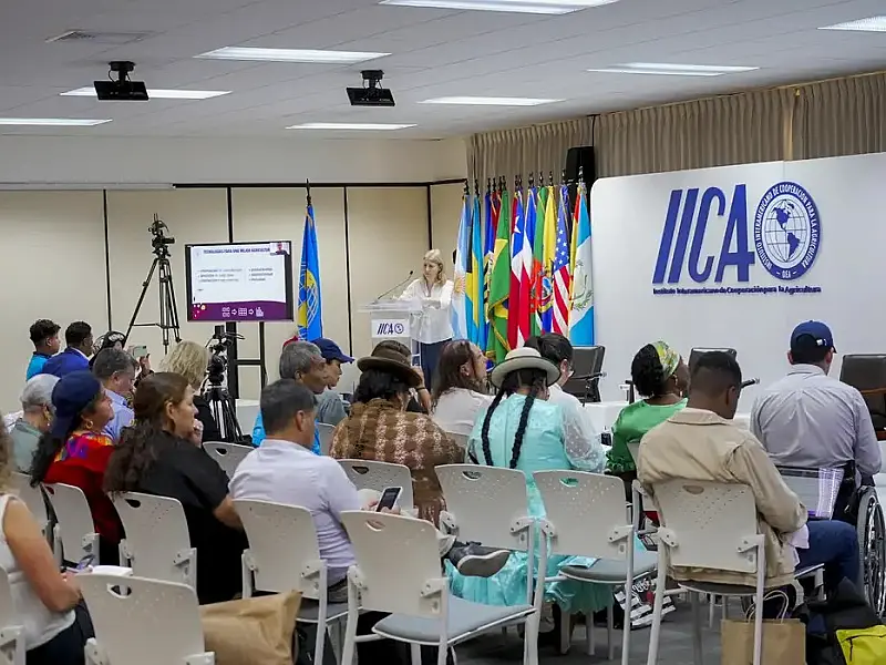 Cooperativismo inclui pequenos produtores no mercado, diz ex-ministro