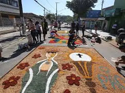 Guarujá se prepara para Festa de Corpus Christi