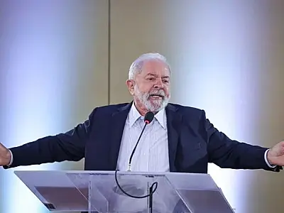 Em seu primeiro dia como presidente, Lula assina 52 decretos e 4 MPs