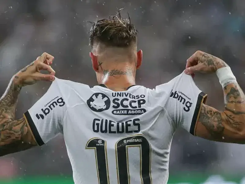 Guedes espera ficar marcado no Corinthians por gols contra o Palmeira