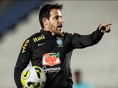 Convocação de Ramon Menezes para o amistoso com o Marrocos teve 15 mudanças em comparação com Copa