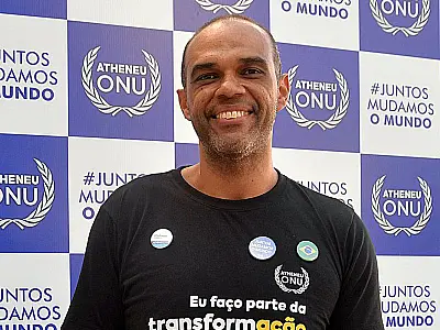 Escola em tempo integral é grande salto para o país, diz educador
