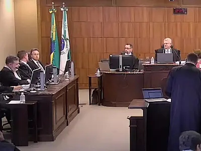 Desembargador do TRE vota pela cassação de Moro e empata julgamento