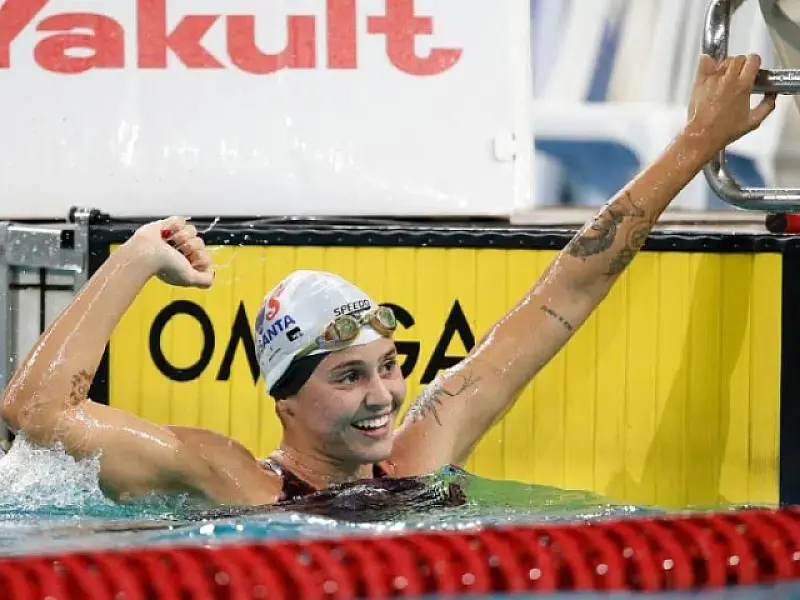 Nadadora de Santos fatura duas medalhas e supera índice olímpico nos Estados Unidos