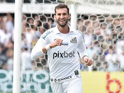 Santos faz o dever de casa, bate o Coritiba e sobe na tabela do Campeonato Brasileiro