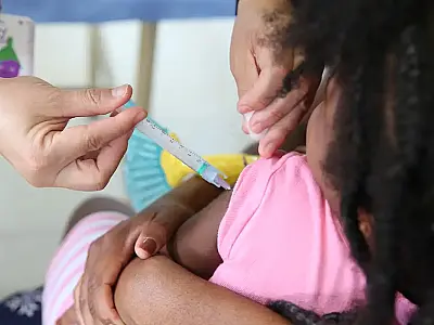 Comissão aprova criação do Programa de Vacinação em Escolas Públicas