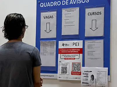 Em Praia Grande/SP, vagas de trabalho oferecidas no PAT chamam a atenção e cativam munícipes